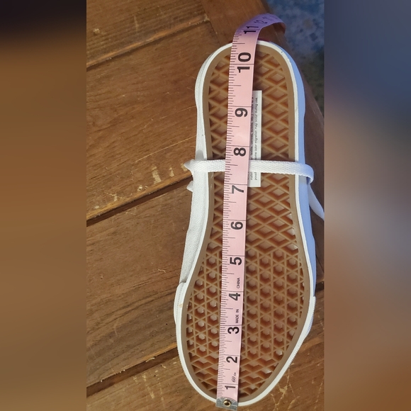 Women's Van's Sk8-Hi purple and white size 9, men's size 7.5 - Picture 9 of 9